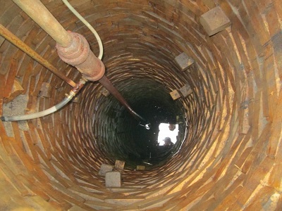 Old well 